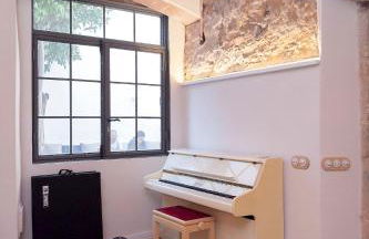 A historic XVI century beach home near Barcelona - Photo 40