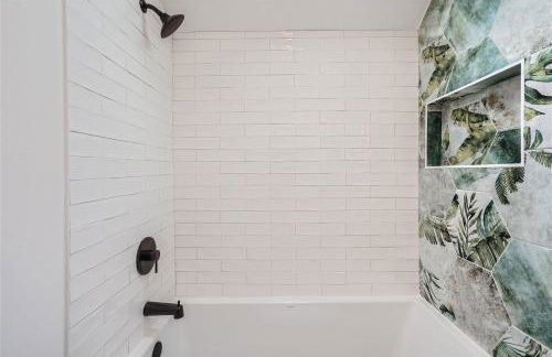 Dip into the 512! Custom Built w/Pool Blocks to DT - Foto 33