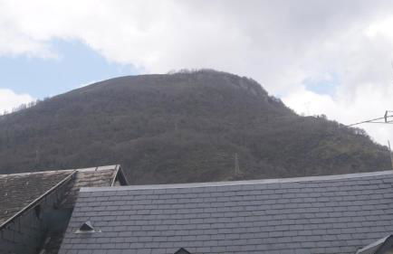 Appartement Reines des Pyrénées, T2, entier, centre Luchon, tarif cure thermale, wifi, casier à skis, ascenseur - Photo 5