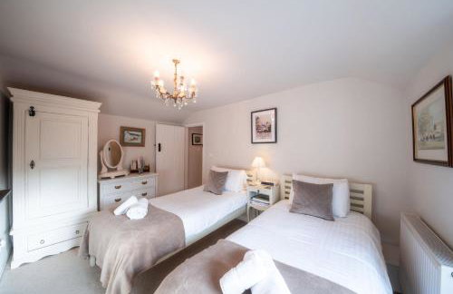 Host & Stay - White House - Photo 10