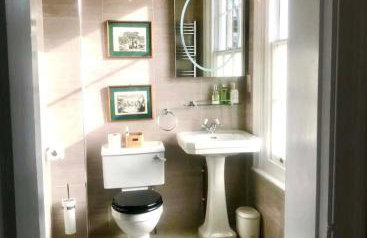 Luxury Georgian House With Sauna Sleeps 19-23 - Photo 47