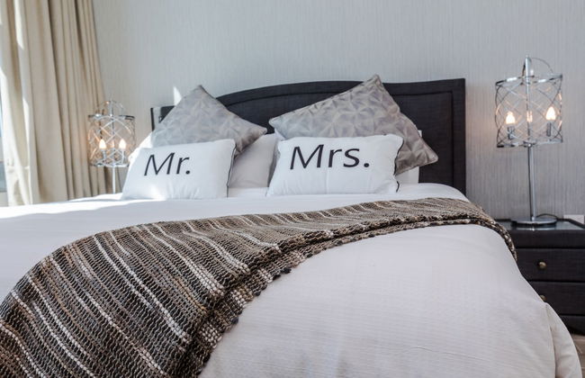 FAM Living - Mada Residences Downtown - Photo 6