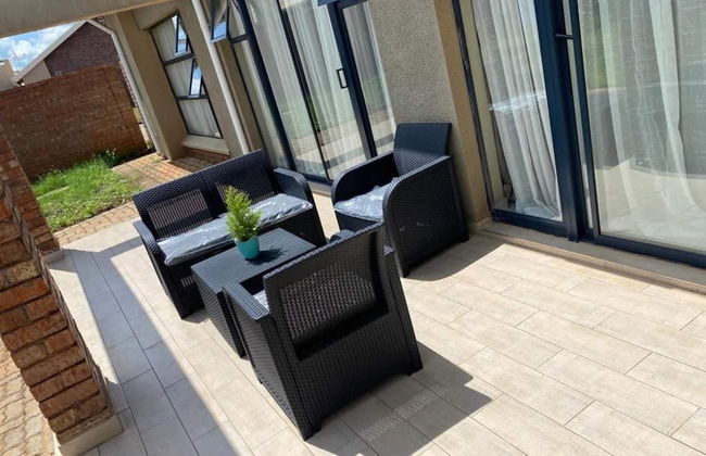 Remarkable 2-bed Apartment in Harare - Photo 11