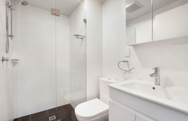 Bondi Beach Studios - Photo 19