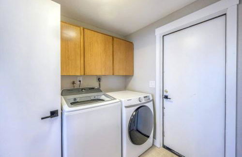 Oceanfront Family Retreat - Foto 28