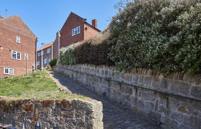 Host Stay Rock Cottage - Photo 14