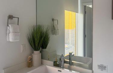Elevated Elegance Luxe View Pool Free Parking - Foto 37