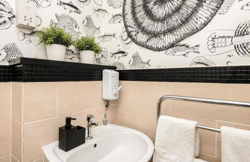 Fisherman Cottage Llanfaes near Beaumaris - Photo 23