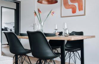 NASA Homes ruhiges Apartment WLAN Arbeitsplatz Balkon Hotelbetten - Foto 34