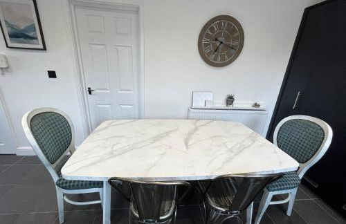 Modern three bedroom home, Hoyland, Barnsley - Foto 13