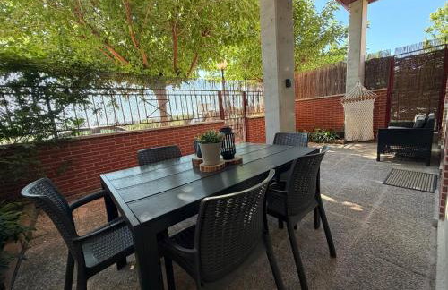 Melgar's Place, Bajo con terraza - Foto 1