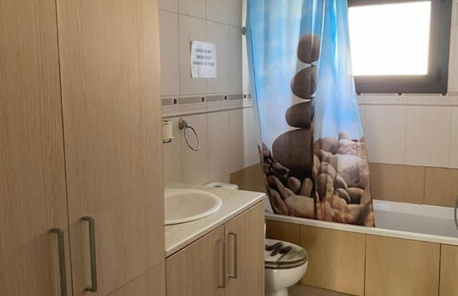 Two Bedroom Duplex With Mountain and Sea View - Photo 16