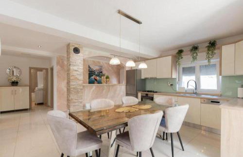 Villa Korana with Pool & Jacuzzi - Foto 7