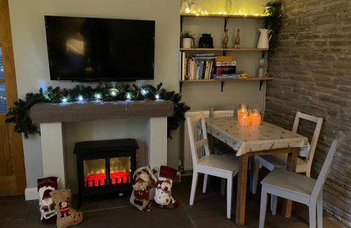 Spacious Cottage - Sleeps 4 - in the Black Mountains - Photo 62