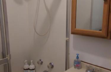 Bright and Cool Powell Apartment - Foto 35