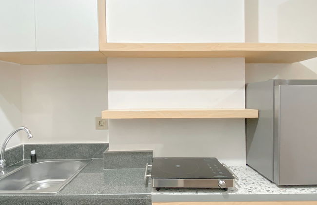 Good Deal And Elegant Studio Transpark Cibubur Apartment - Foto 8