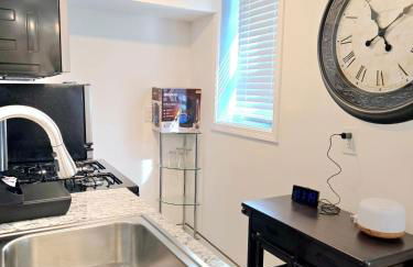 Vessel Hotel Studio Suites of Atlanta - Photo 4