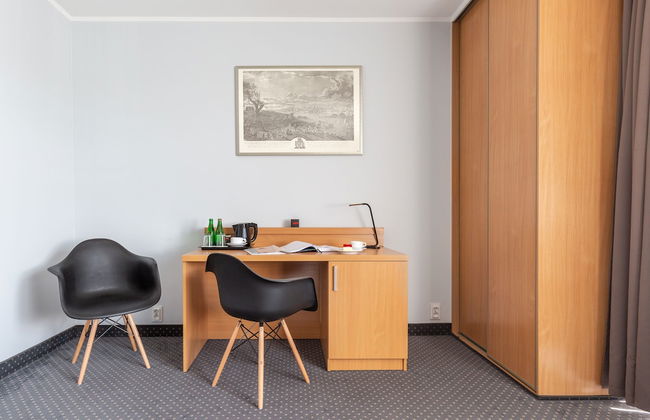 POLECZKI RESIDENCE APARTMENTS - Photo 23