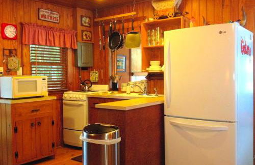 Lakefront Weekend Getaway with a Private Dock near the Ocala National Forest, Florida - Foto 3