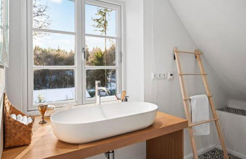 GUT KLETKAMP "Försterei" - Freistehendes Backsteinhaus mit 4 Schlafzimmern ruhig am Waldrand gelegen I Kamin I Garten & Terrasse I 15 Min zur Ostsee I 3 Bäder I Küche I Parkplatz I WLAN - Foto 15