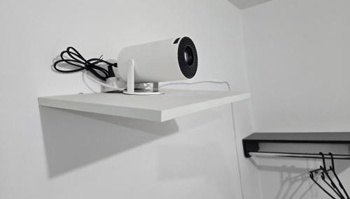 Flat completo 15 com ar condicionado e colchão confortável - Foto 3