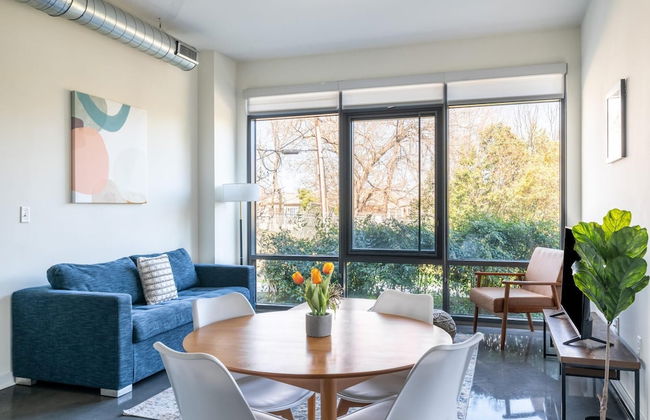 Alexandria Alluring 2BD 2BA Apartment - Foto 1