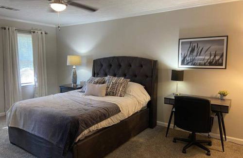 Lovely 2 Story 4 Bedms 3 Baths Home by Stone Mountain Park! - Foto 16