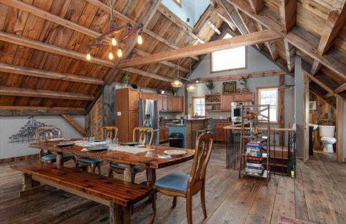 Vermont Retreat 3BR with Mountain Views and Trails - Foto 42