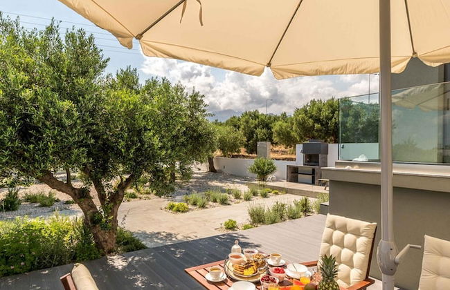 Nama Luxury Villa 250m From the sea Makry Gialos - Foto 45