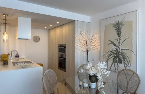 Riverside duplex by the sea with pool and balcony - Foto 4