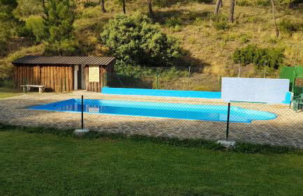 La cabaña del lago en ZAFIRO LAGUNAZO Parque Natural del Río Mundo - Foto 13