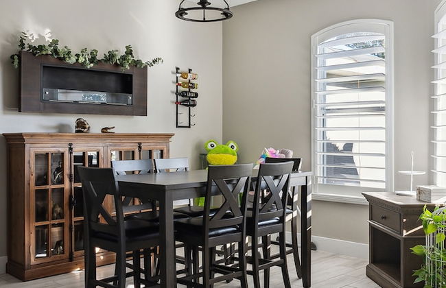 Family Paradise With Private Heated Pool 5 Bedroom Home by RedAwning - Photo 37