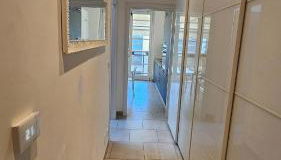 Elegant and modern apartment near the Metro, Hospitals, Lingotto Conference Centre and Valentino's Park - Foto 3, wardrobe