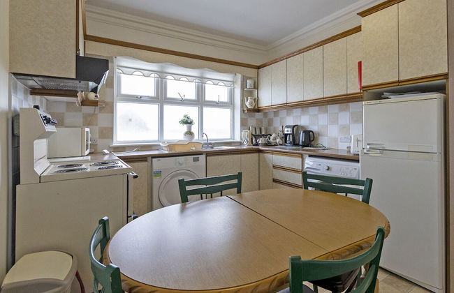 Matthews Traditional Holiday Cottage - Photo 7