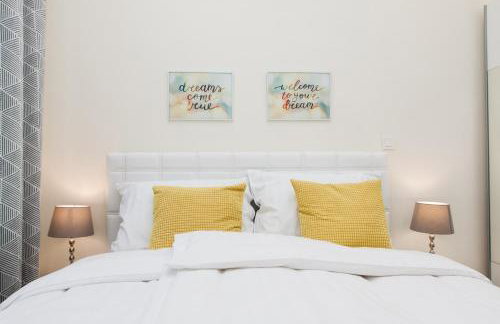 Luxury Main Square Apartments - Photo 16