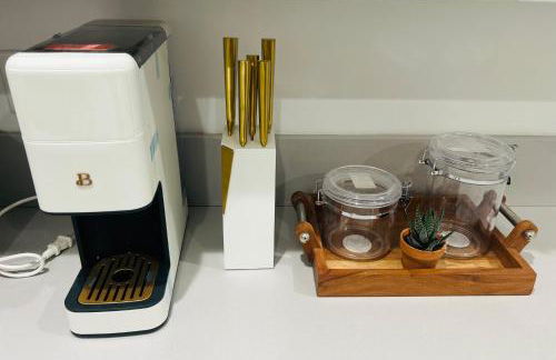 Newly Built Stylish Modern 2B In LA - Foto 41