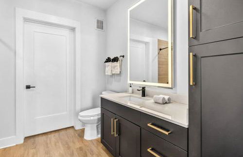 Comfy and Stylish1BD Close to Raymond James - Foto 25