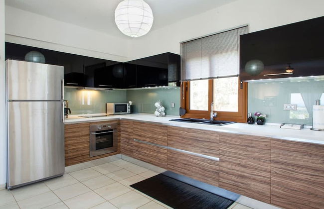 Artemis Spacious Luxury Villa With XL Private Pool - Foto 17