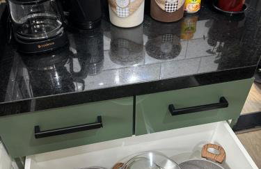 Apê térreo sem escada com Ar Cond, WiFi e banheira! - Foto 22