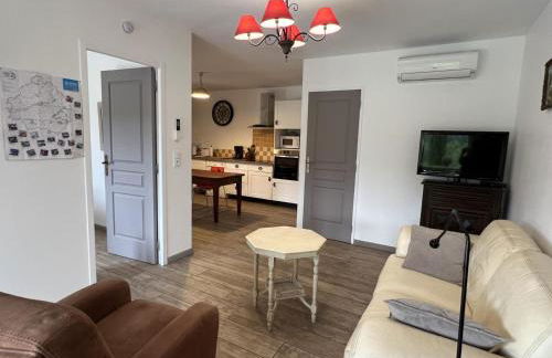 Séjour au cœur de la Dordogne avec piscine et terrasse - FR-1-616-260 - Foto 35