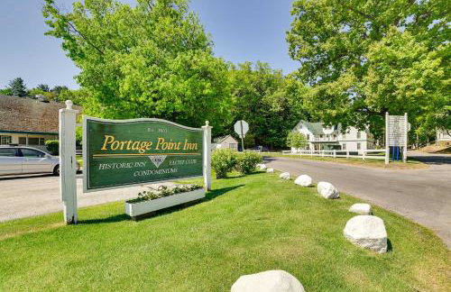 Beachfront Onekama Vacation Rental with Balcony! - Foto 24