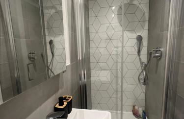 London LuXXe Suites & Apartments - London Heathrow Airport, Terminal 1 2 3 4 5 - Foto 13