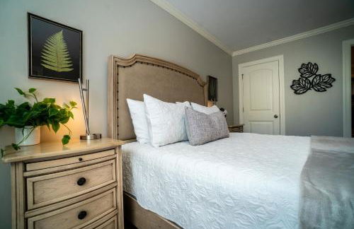 Par-Tee Haus I- Game Room & Hot Tub-Walk to Helen - Foto 55