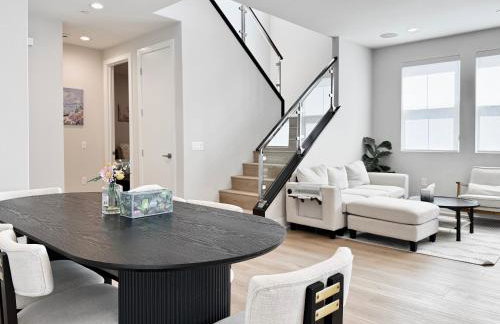 #Marbella Lane - Spacious 4BR Modern Family Home! - Foto 2