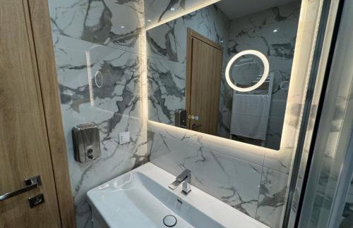 Modern Athens Suite - 160m from Metro - 3min Piraeus Port - 6 Guests - Foto 33