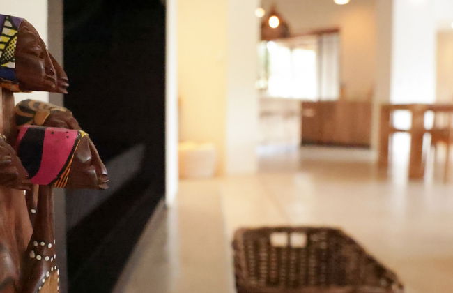 Villa Appelblaar Luxury 4 Bedroom Villa Home in the South African Bush - Photo 14