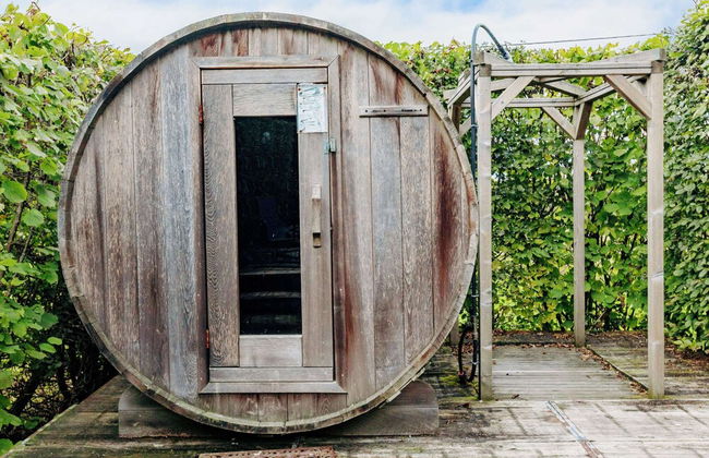 Wonderful Holiday Home in Saint-hubert With Sauna - Photo 28