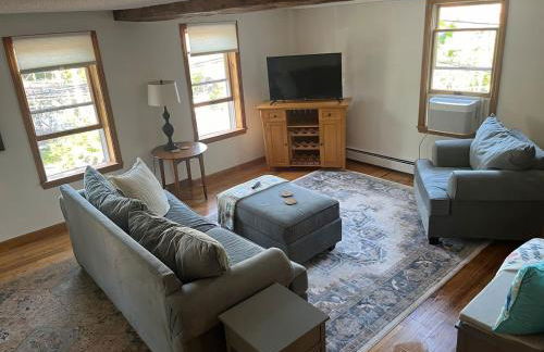 Downtown Amesbury 15 mins to beach - Foto 1