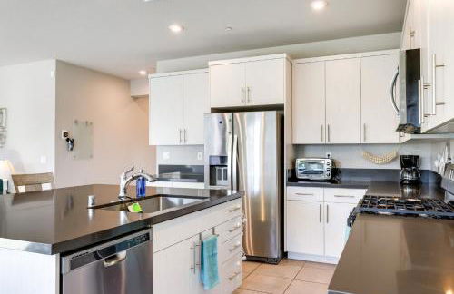 Stylish Lodi Wine Country Retreat with Private Patio - Foto 9