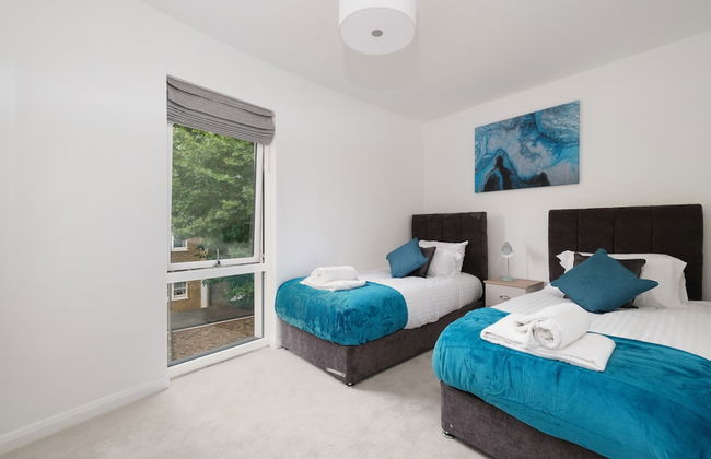 Town Center 2 bed Serviced Apartment 8 - Foto 8